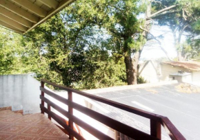 Garden House, Gesell